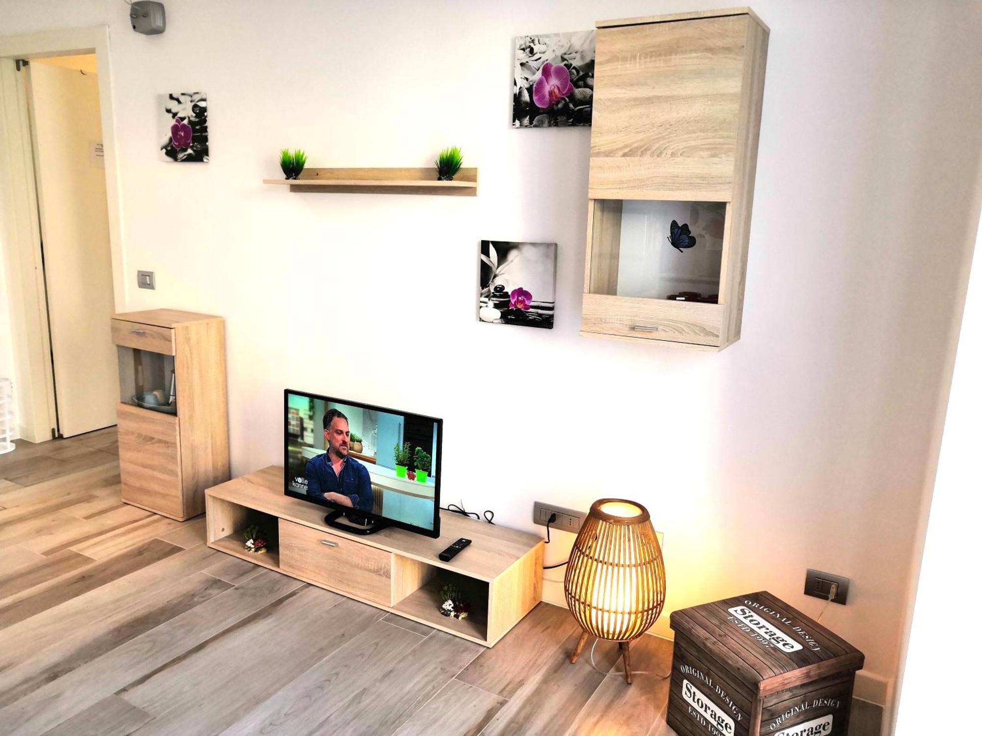 Butterfly Apt In Suna With Garage Verbania Esterno foto