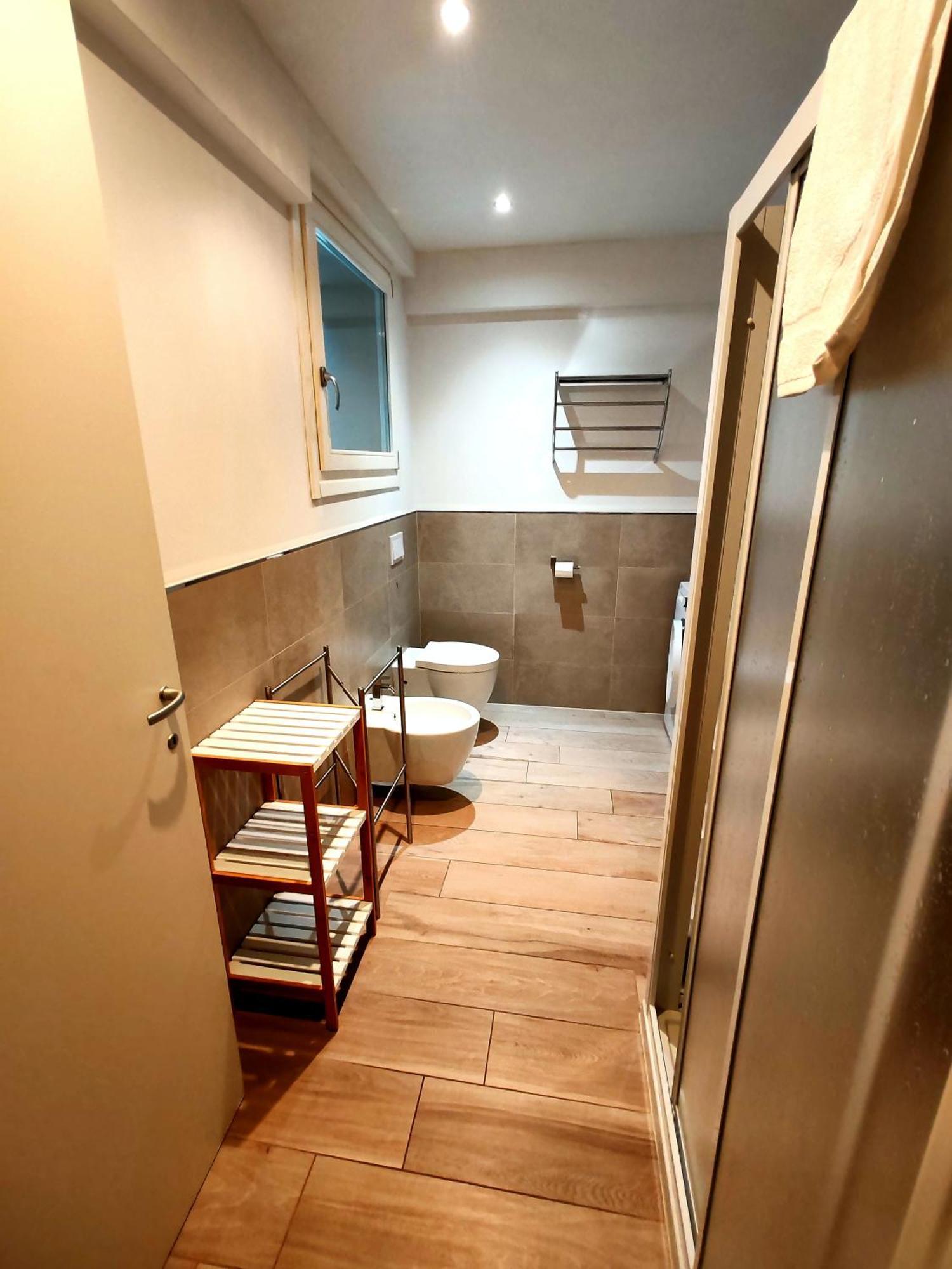 Butterfly Apt In Suna With Garage Verbania Esterno foto